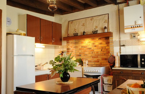 Saint-Bouize Cottage | Charming Cottage Near Sancerre with Terrace, WiFi, and Secure Garage