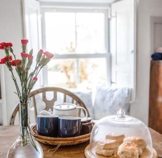 Illogan House | Charming Cottage near Beach!