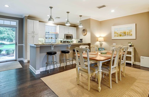 Murrells Inlet Cottage | Charming Cottage Near Golf Courses & Marsh Walk!