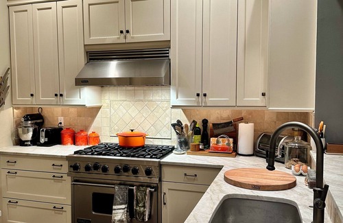 Roxbury House | Charming country home in Roxbury