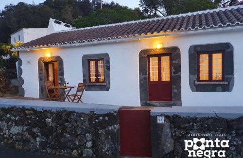 Altares House | Charming Country House by Ponta Negra Azores