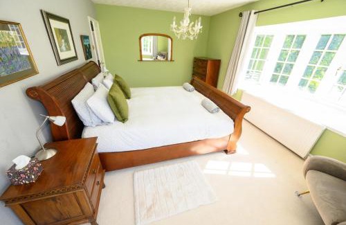 Middle Assendon House | Charming Country House near Henley-on-Thames