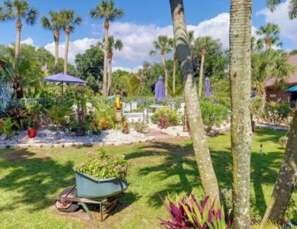 Okeechobee House | Charming, Cozy, Waterview Log Cabin With Sunsets