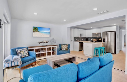 Anna Maria House | Charming Duplex Getaway with Pool, Steps from the Beach