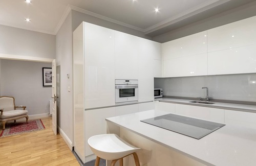 San Francisco Apartment | Charming flat in Casco Viejo with parking