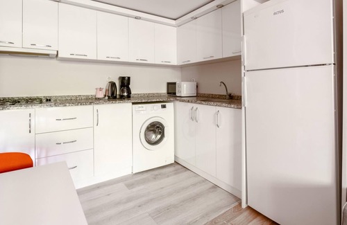 Goynuk Apartment | Charming Flat w Garden, 5 min to Beach in Kemer