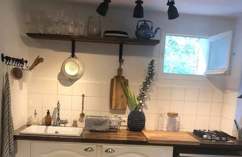 Saint-Vallier-de-Thiey Apartment | Charming, typical apartment with swimming pool in an old sheepfold