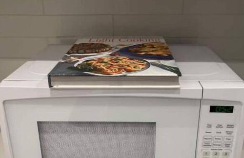 Gainesville House | Charming Gainesville townhome 1