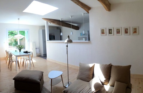 Haux Cottage | Charming gite near Bordeaux, for 8 people, with private pool, quiet