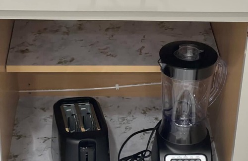 Lakeland Apartment | Charming guesthouse B 1-bedroom in North Lakeland with full kitchen, WiFi, AC