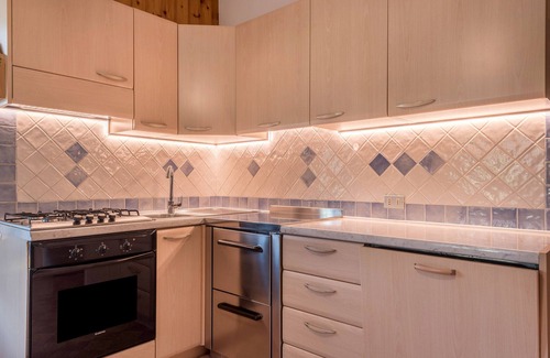 Moena Apartment | Charming Holiday Apartment “Appartamento Catinaccio”) with Mountain View