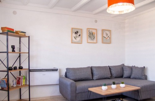 Konak House | Charming Home Overlooking Ocean with Garden