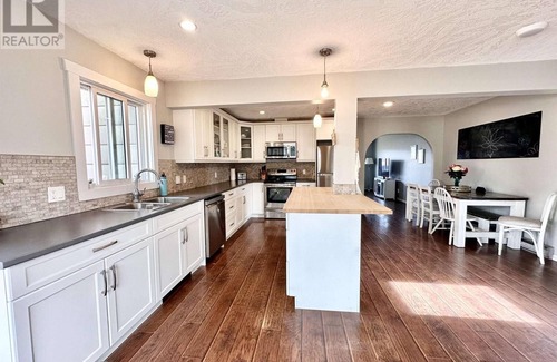 Smithers House | Charming house close to downtown. Pet friendly!