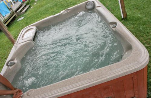 Burinhosa House | Charming House in Pataias with Shared Pool