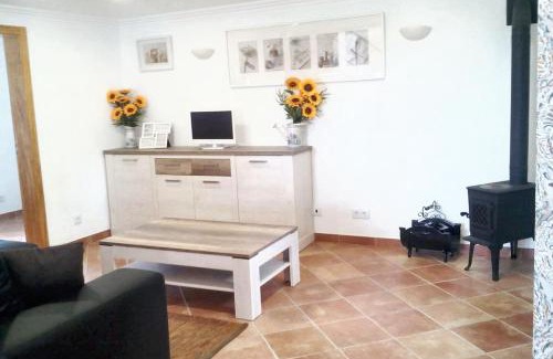 Almocageme House | Charming House in Sintra + View