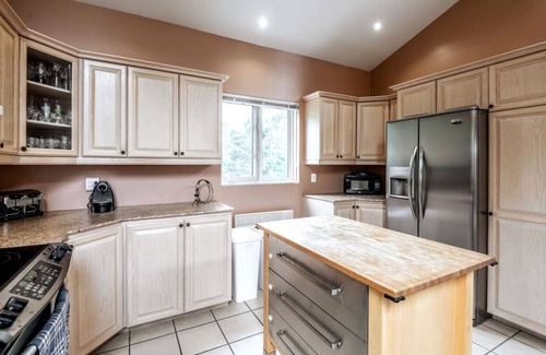 Nominingue Cottage | Charming Lakeside Retreat | Lac Blanc, Nominingue β Spacious Family Getaway π‘πΆβοΈ