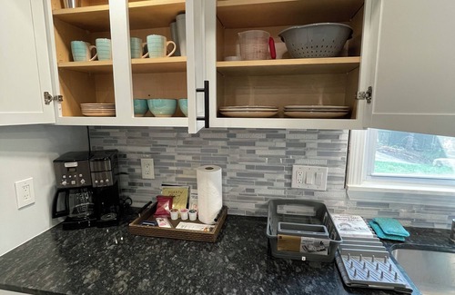 Colchester House | Charming Lakeview, 3 Bedroom home in Colchester