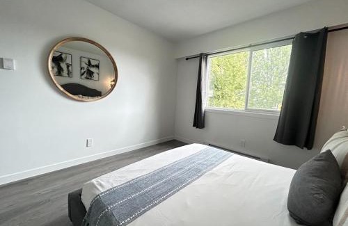 Riley Park Apartment | Charming Main Street Suite with Parking for 6 Guests