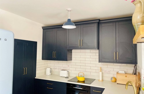 Wexford House | Charming Old-World, fully renovated 3-bedroom townhome with WiFi in Wexford.