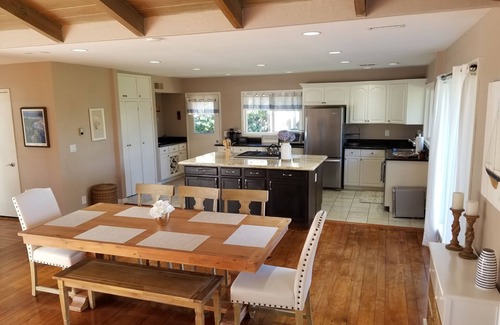 Del Monte Forest House | Charming Pebble Beach Home on a Golf Course