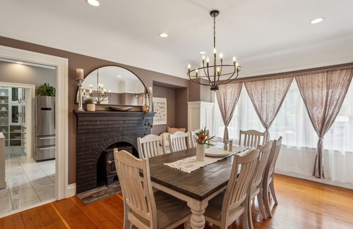 San Rafael House | Charming Spacious Victorian Garden Oasis in the heart of Marin, Gate, Deck, BBQ