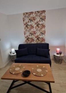 Saint-Julien Apartment | Charming studio close to the Château de Caen