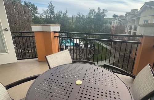 Napa Condo | Charming studio condo in Napa!