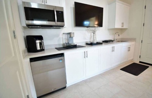 Ontario Apartment | Charming studio in delightful Ontario with AC, WiFi