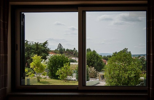 Coja House | Charming Summer Resort for up to 20 people with pool, near the Serra da Estrela