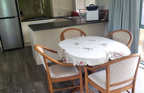 Waitao Cottage | Charming Two-Bedroom Cottage in a peaceful Country Setting