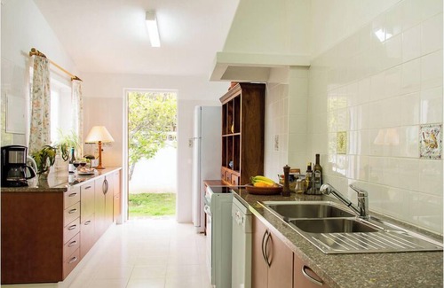 Praia da Luz Villa | Charming Villa with Heated Pool & Large Garden near Sandy Beach, Hiking and Golf