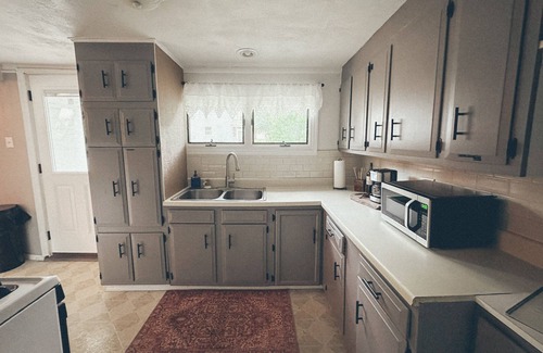 Petersburg House | Charming Vintage Bunglow