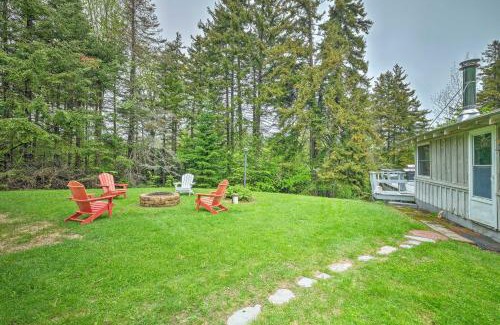 Wilmington House | Charming Wilmington Cabin, 8 Mi to Mt Snow!