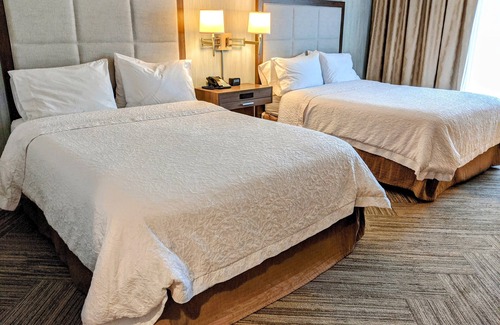 Fredericton Hotel | Chateau Fredericton, Trademark Collection by Wyndham