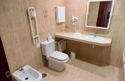 Sancibrian Hotel | Chateau La Roca