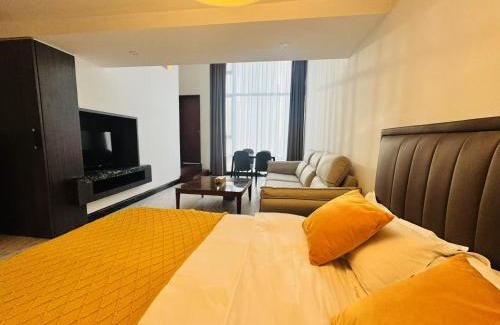 Guomao Apartment | Chateau Lizhi Hotel