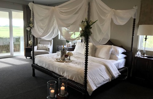 Springston Bed & Breakfast | Chateau Pritchard