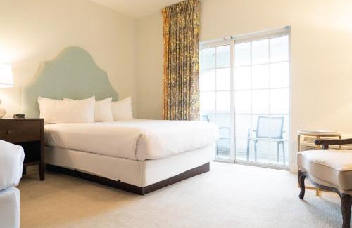 Egg Harbor City Hotel | Chateau Renault