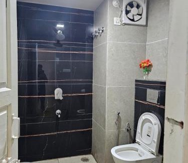 Barkot Hotel | Chauhan Annexe