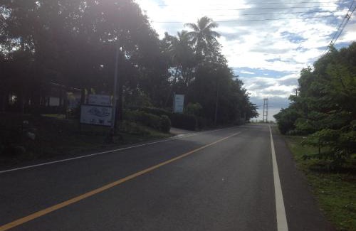 Trat Hotel | Check In and Chill Out