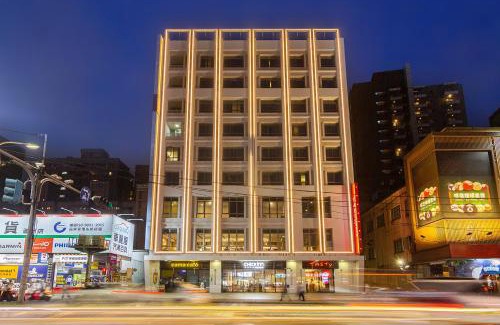 Luzhou Hotel | CHECK inn New Taipei LuZhou