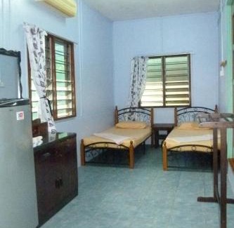 Tekek Hotel | Cheers Garden Chalet