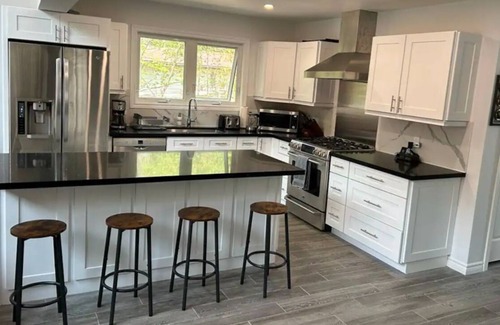 Selwyn Cottage | Chemong Lake Cottage