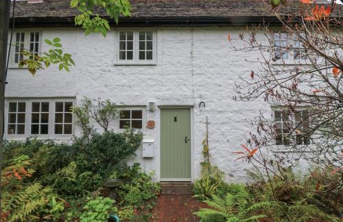 Crowborough House | Cherry Cottage