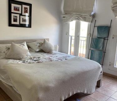 Dubai Investment Park Bed & Breakfast | Cherrywood House