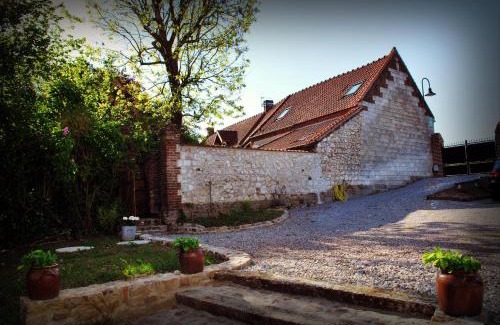 Mont-Saint-Eloi House | Chez Fifine