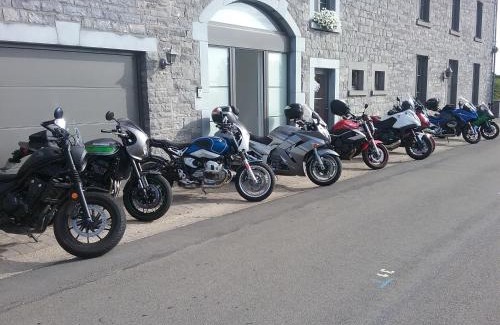 Awagne House | Chez Peponne