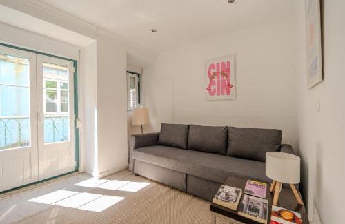 Encarnacao Apartment | Chiado Meets Bairro Apartment