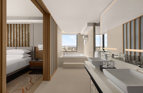 Chang Khlan Hotel | Chiang Mai Marriott Hotel