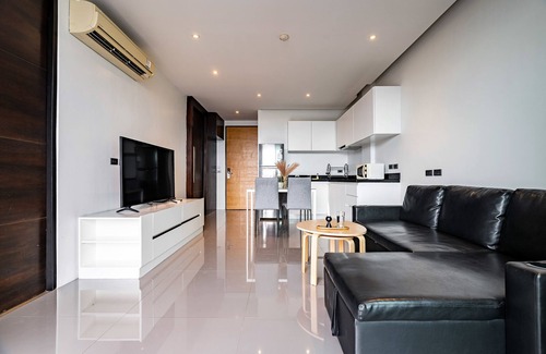 Nai Harn Apartment | Chic 2BR Loft near Nai Harn Beach A406